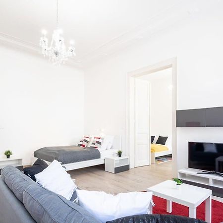 Bright & Large Apartment At Top Location Budapest Exterior foto