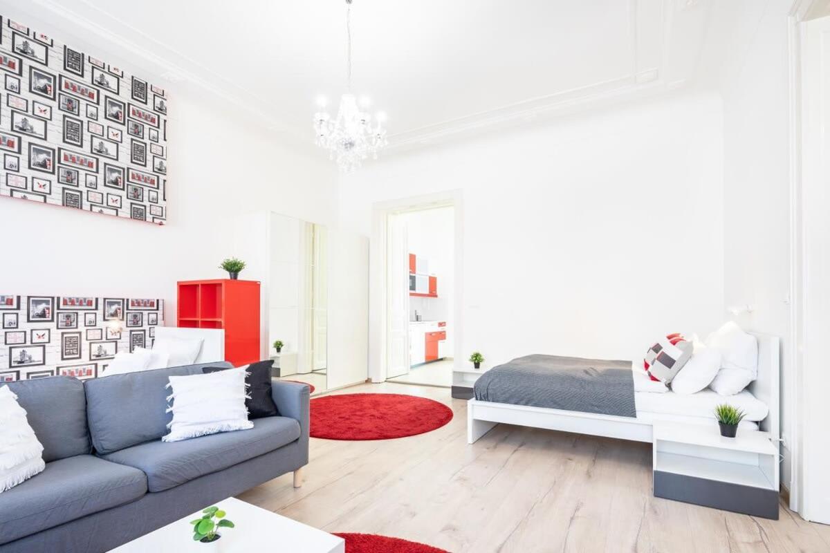 Bright & Large Apartment At Top Location Budapest Exterior foto